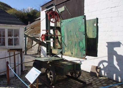 Mobile crane at Wheal Martyn - before restoration